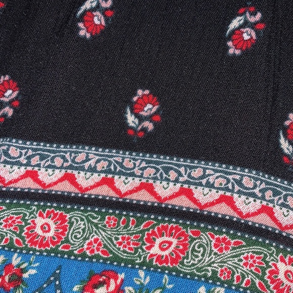 Patterned Romper - Picture 4 of 5